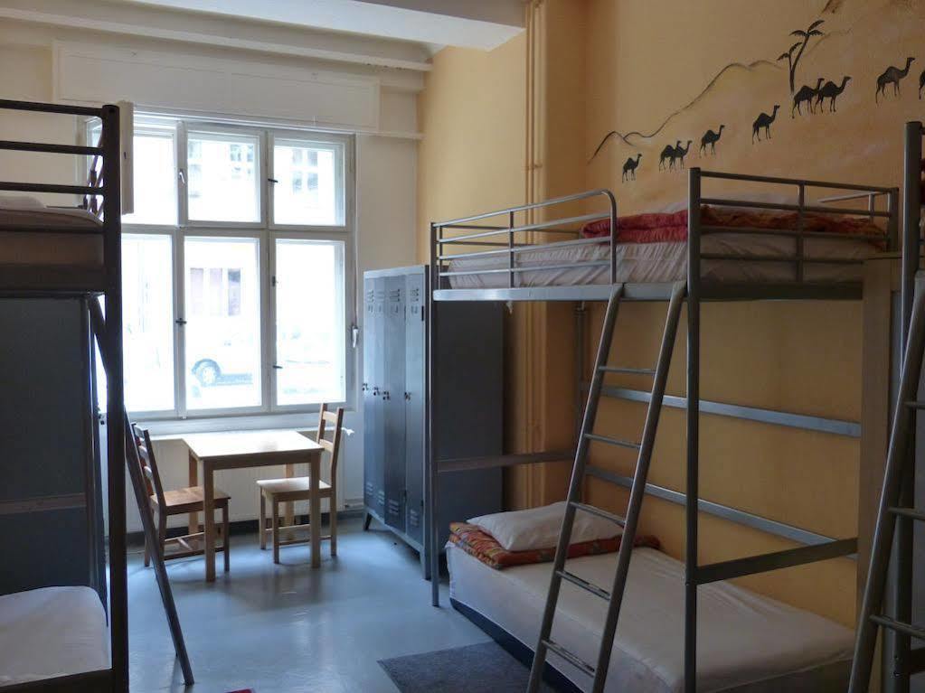 Corner Hostel Berlin Prenzlauer Berg מראה חיצוני תמונה